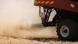 Посев яровых культур на 90% выполнили в Апанасенковском округе
